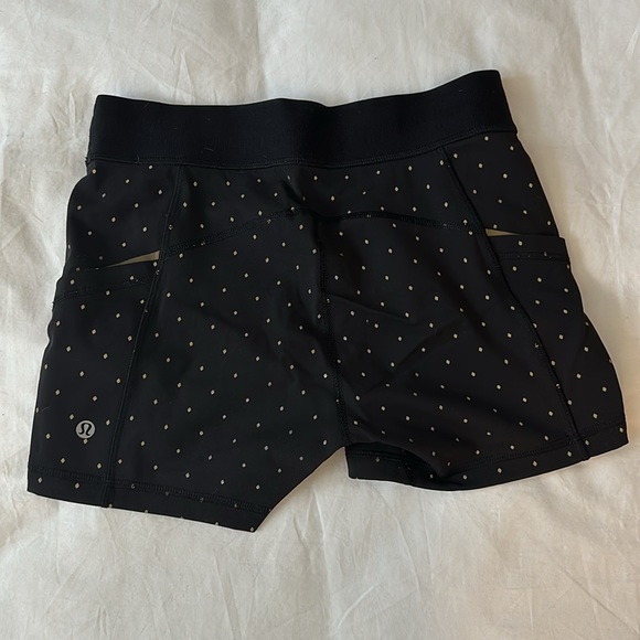 Lululemon biker shorts - Picture 2 of 3
